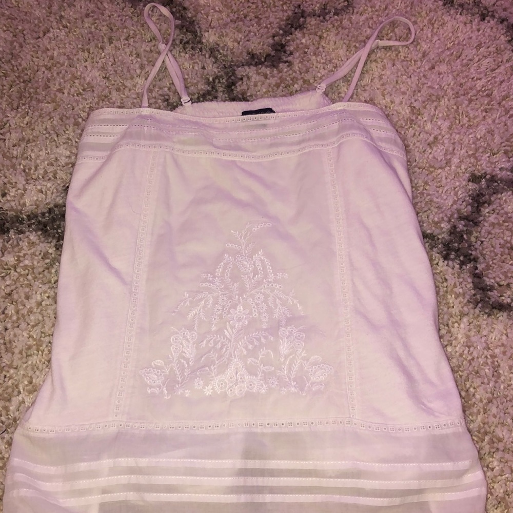 Women’s white tank
